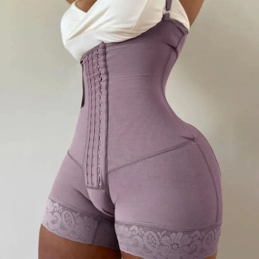 Körperformende Shapewear zum Abnehmen